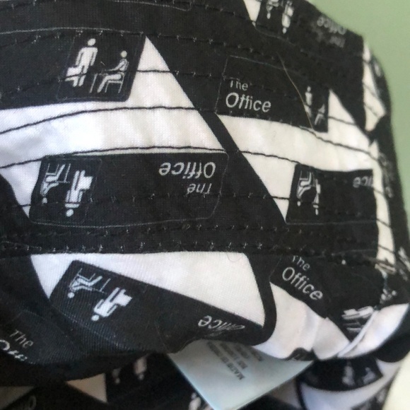 Dunder Mifflin Reversible Bucket Hat main image 11
